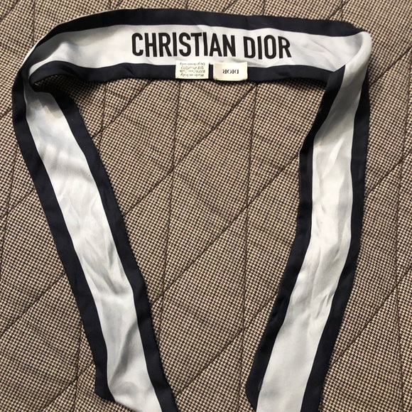 Christian Dior mitzah - Picture 2 of 6